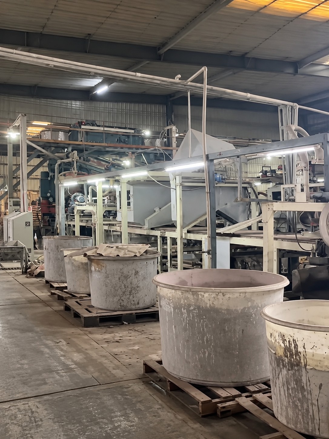 HUITLONG MOSAIC factory equipment and manufacturing detail